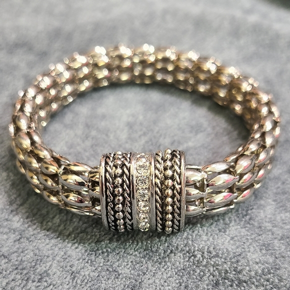 Silver Costume Bracelet - Picture 1 of 3